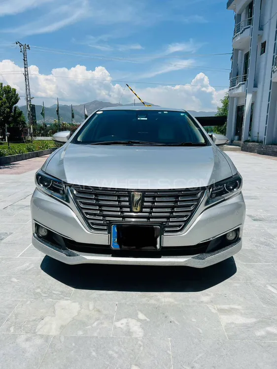 Toyota Premio 2018 for Sale in Swat Image-1