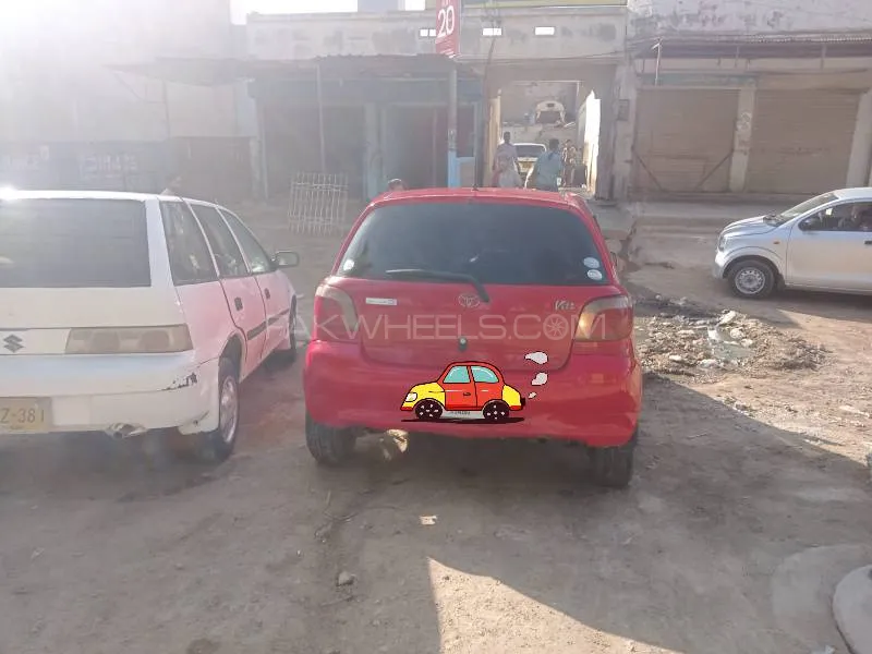 Toyota Vitz 2000 for sale in Karachi