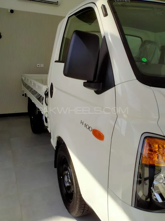 Hyundai Shehzore 2024 for Sale in Karachi Image-1