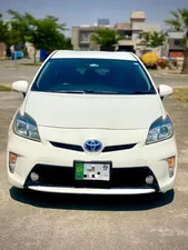 Toyota Prius G Touring Selection 1.8 2013 for Sale
