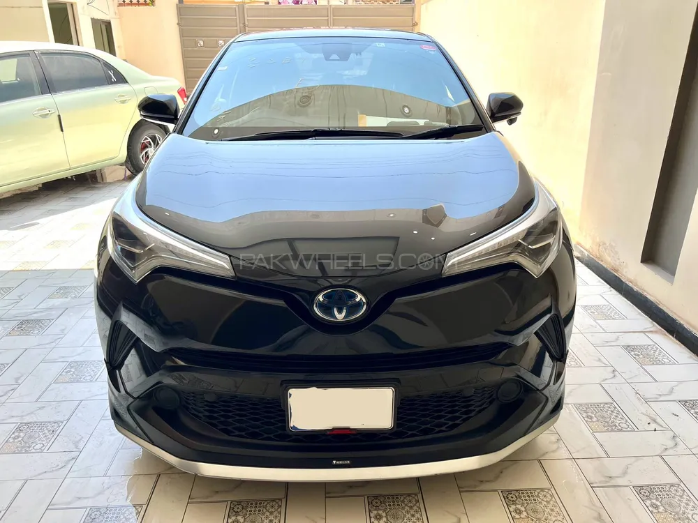 Toyota C-HR 2018 for Sale in Multan Image-1