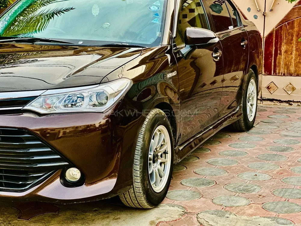 Toyota Corolla Axio 2016 for sale in Karachi