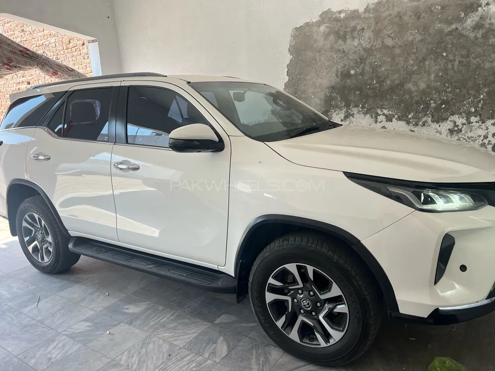 Toyota Fortuner 2022 for Sale in Gujrat Image-1