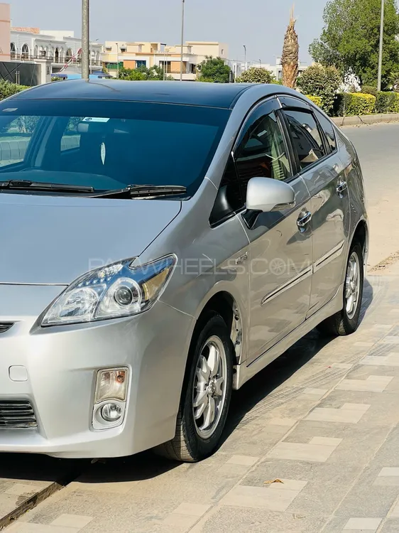 Toyota Prius 2010 for sale in Multan