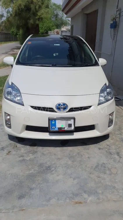 Toyota Prius 2011 for sale in Taxila