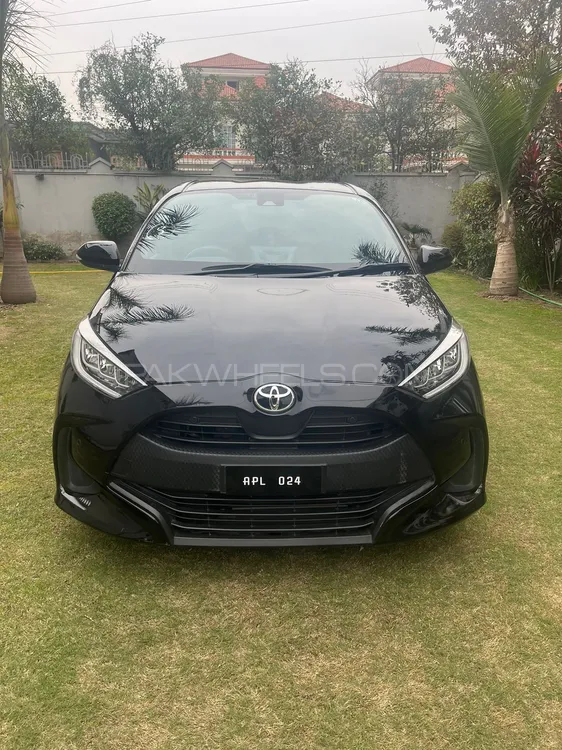 Toyota Yaris Hatchback 2021 for Sale in Peshawar Image-1