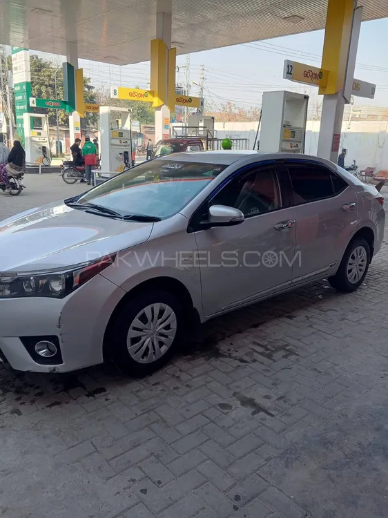Toyota Corolla 2017 for Sale in Piplan Image-1