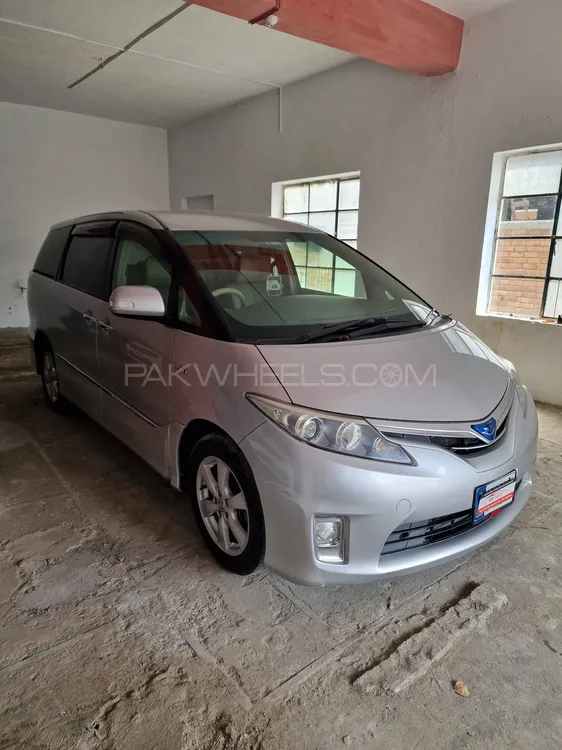 Toyota Estima 2011 for Sale in Islamabad Image-1
