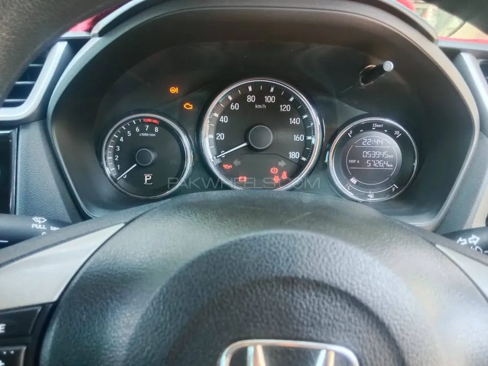 Honda BR-V 2019 for Sale in Fateh Jang Image-1