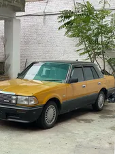 Toyota Crown Royal Saloon Anniversary Edition 1988 for Sale