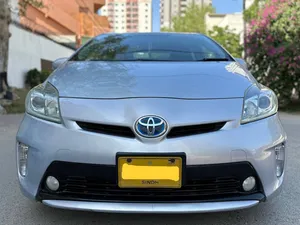 Toyota Prius S 1.5 2013 for Sale