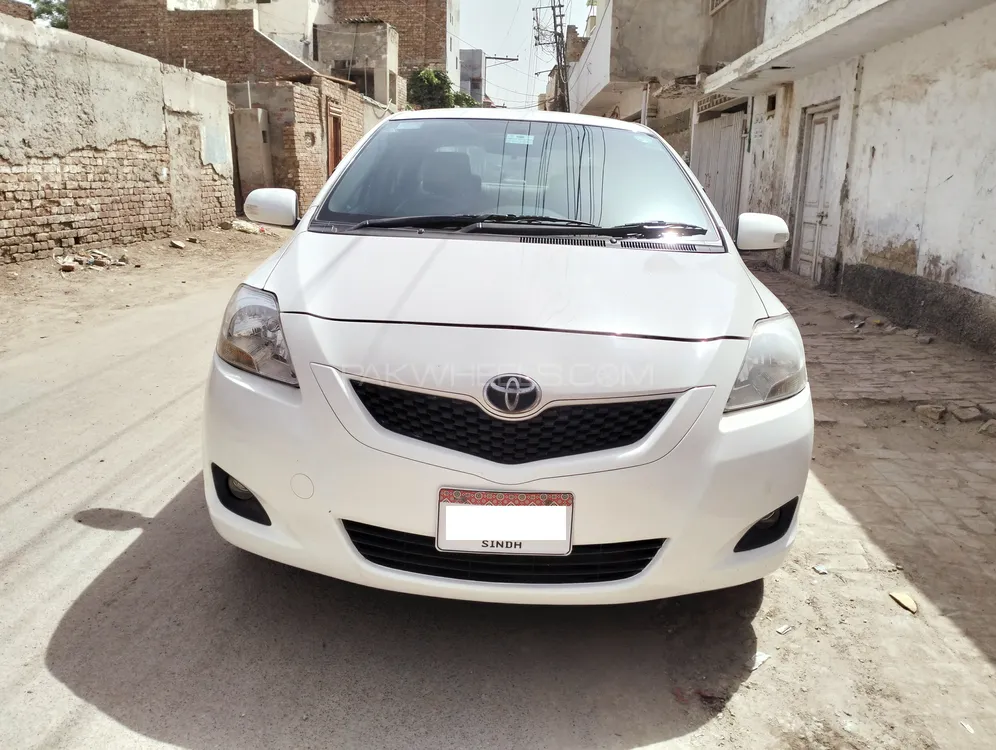 Toyota Belta 2010 for Sale in Sadiqabad Image-1