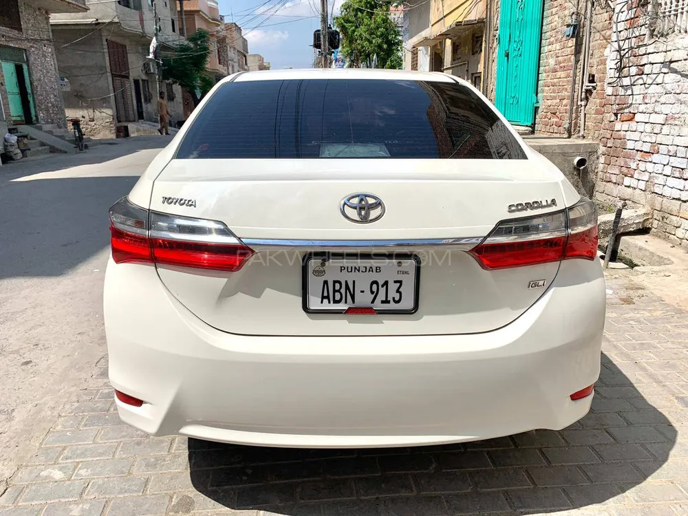 Toyota Corolla 2019 for Sale in Sangla Hills Image-1