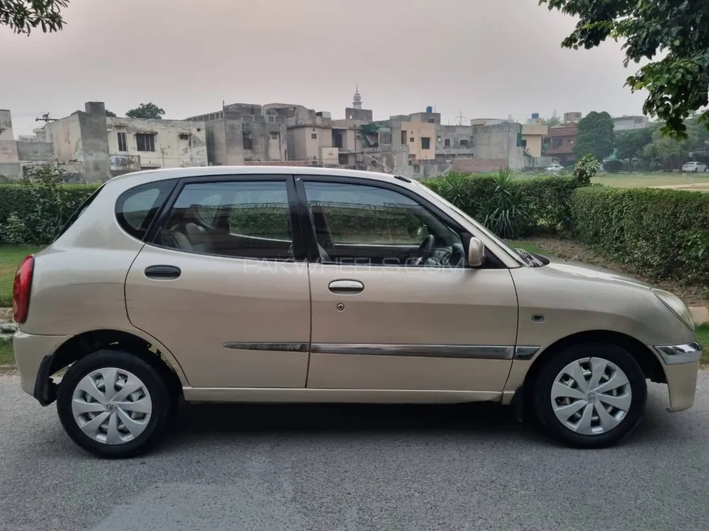 Toyota Duet 2002 for sale in Lahore