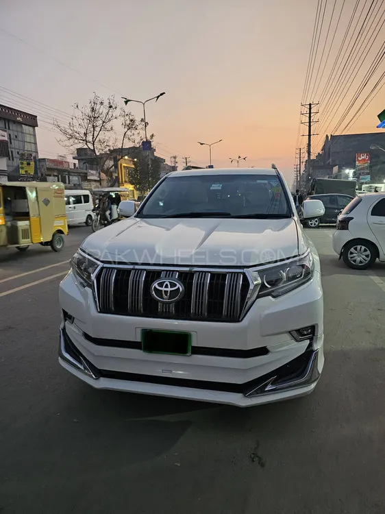 Toyota Prado 2018 for Sale in Sialkot Image-1