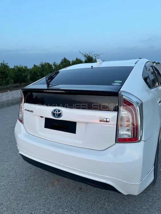 Toyota Prius 2013 for sale in Nowshera cantt