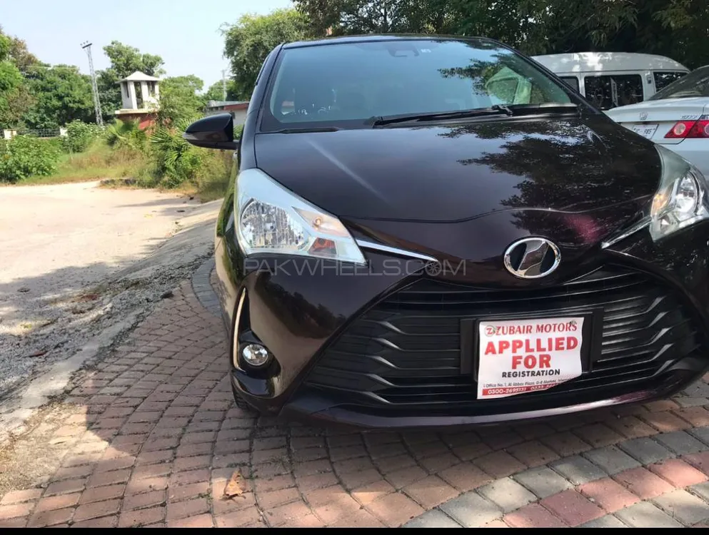 Toyota Vitz 2018 for Sale in Mandi bahauddin Image-1
