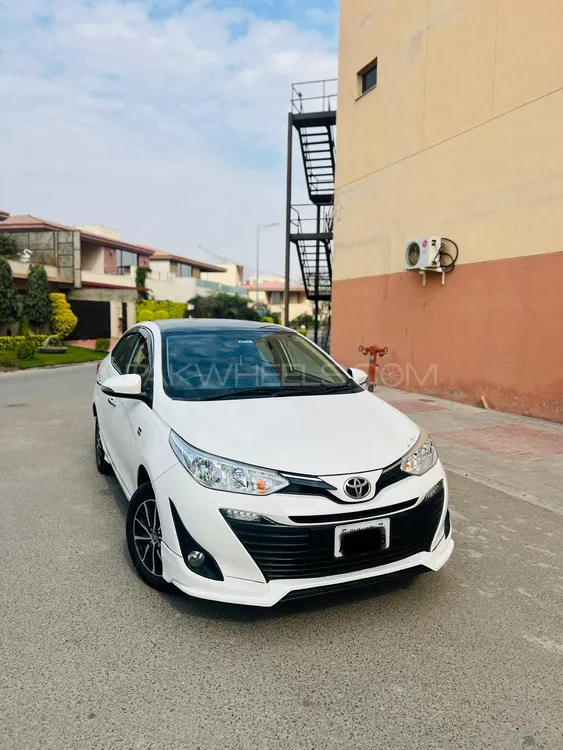 Toyota Yaris 2021 for Sale in Multan Image-1