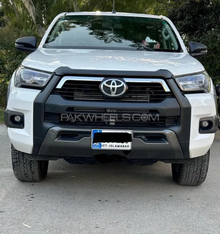 Toyota Hilux 2023 for Sale in D.G.Khan Image-1