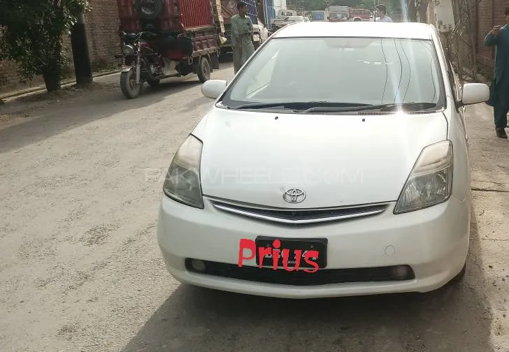 Toyota Prius 2008 for sale in Peshawar