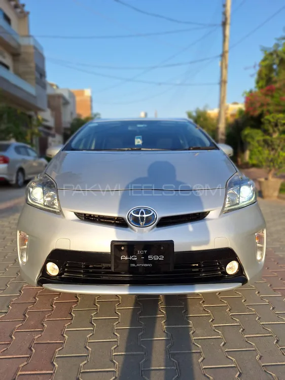 Toyota Prius 2014 for Sale in Arifwala Image-1