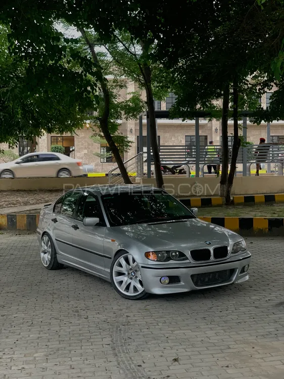 BMW 3 Series 2004 for Sale in Peshawar Image-1