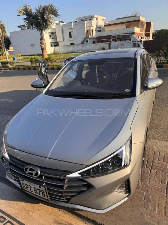 Hyundai Elantra 2023 for Sale in Gujranwala Image-1