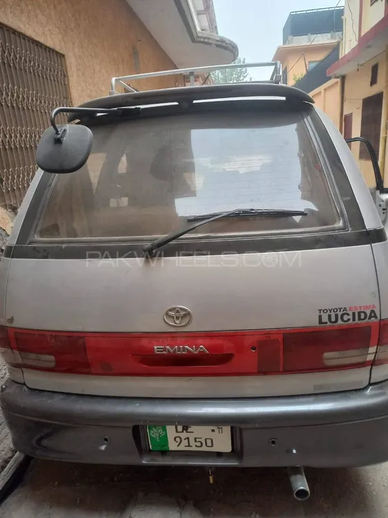 Toyota Estima 2011 for Sale in Peshawar Image-1