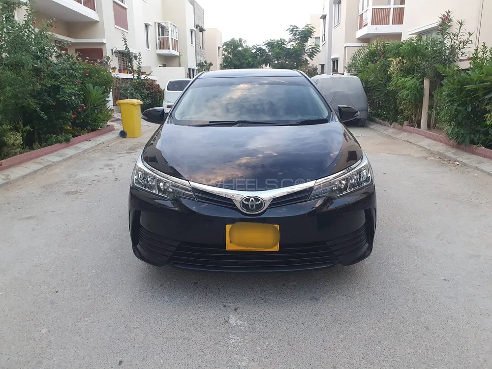 Toyota Corolla 2020 for Sale in Karachi Image-1