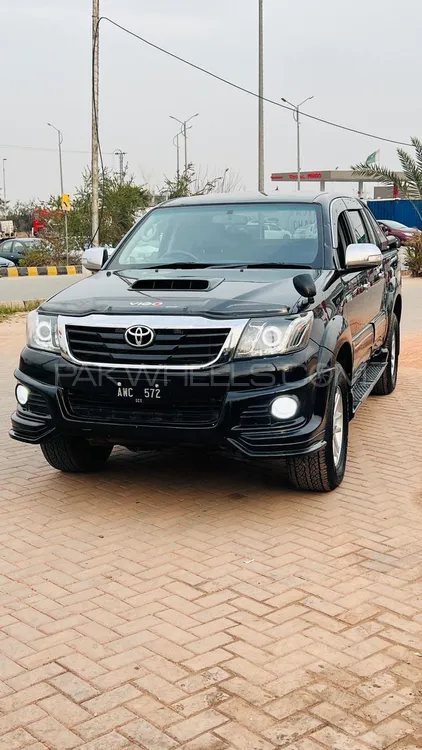 Toyota Hilux 2012 for Sale in Mandi bahauddin Image-1