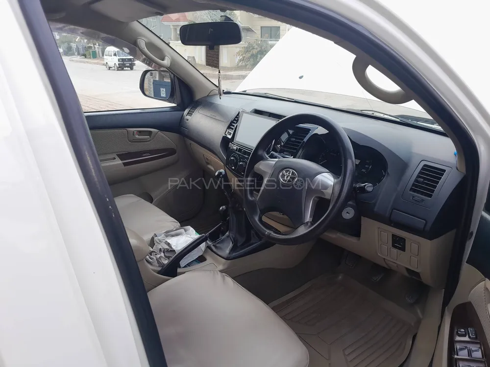 Toyota Hilux 2015 for sale in Rawalpindi