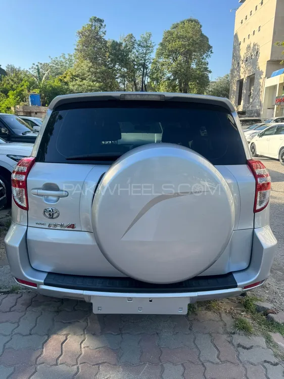 Toyota Rav4 2010 for Sale in Islamabad Image-1