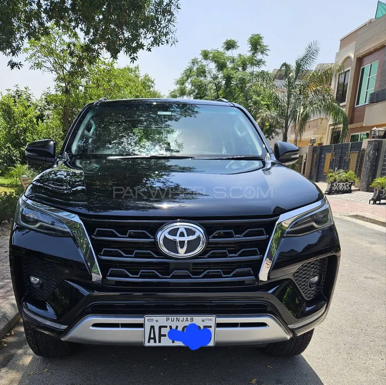 Toyota Fortuner 2021 for Sale in Lahore Image-1