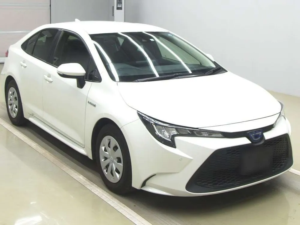 Toyota Corolla Hybrid 2020 for Sale in Multan Image-1