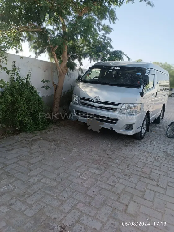 Toyota Hiace 2012 for Sale in Sukkur Image-1