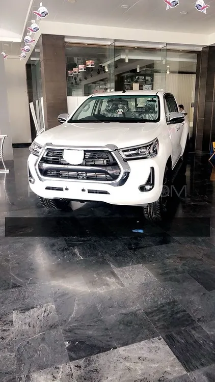 Toyota Hilux 2024 for sale in Karachi