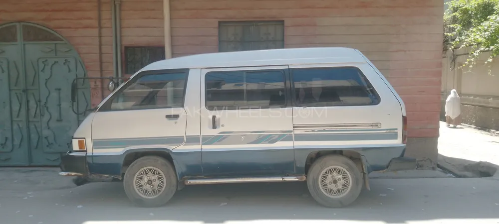 Toyota Town Ace 1984 for sale in Peshawar