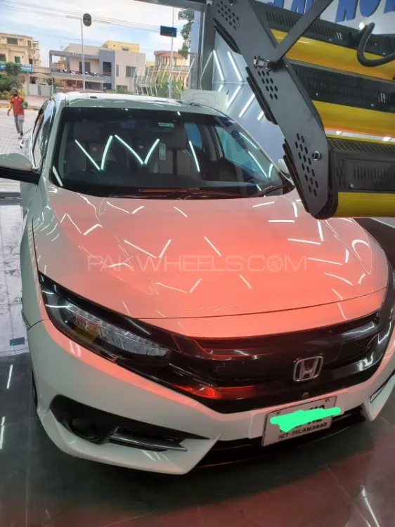 Honda Civic 2016 for Sale in Chak Shahzad Image-1