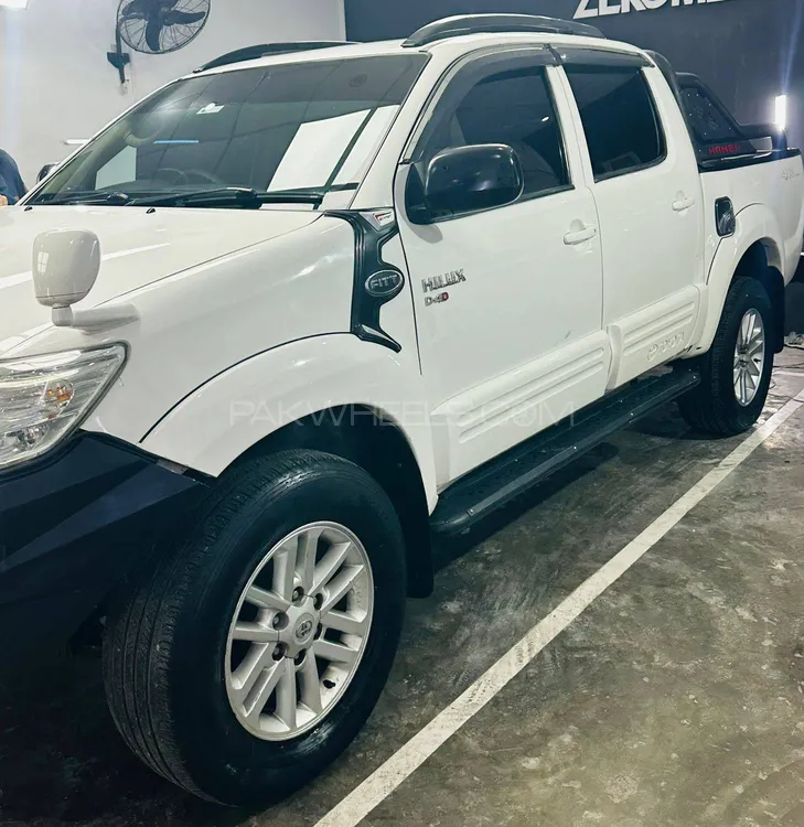 Toyota Hilux 2016 for sale in Khudian Khas