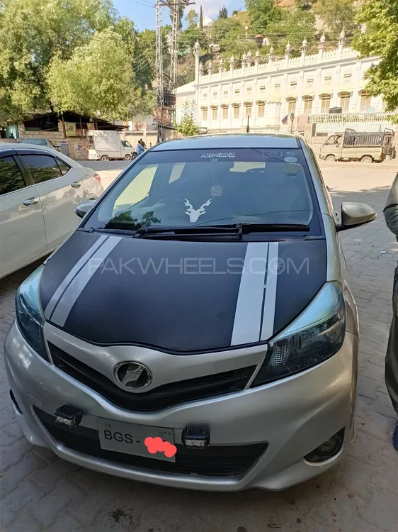 Toyota Vitz 2012 for Sale in Abbottabad Image-1