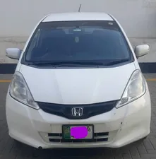 Honda Fit 1.3 Hybrid XH Selection 2012 for Sale