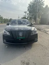 Toyota Crown Royal Saloon G 2014 for Sale