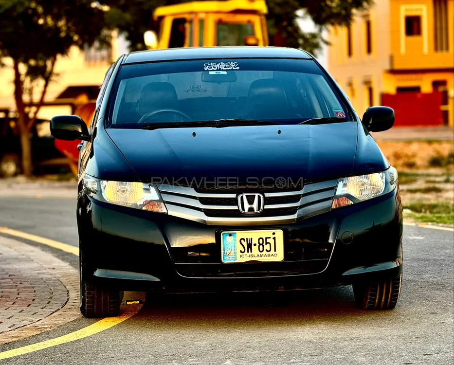 Honda City 2011 for Sale in Faisalabad Image-1