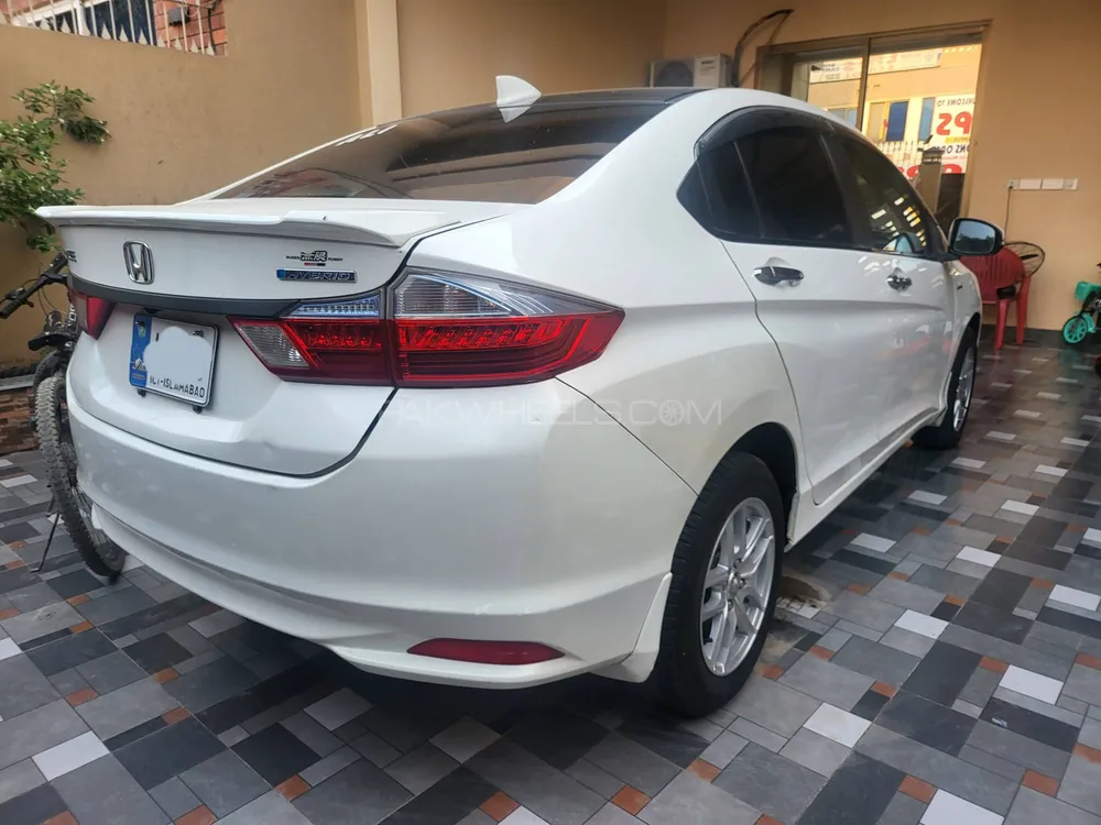 Honda Grace Hybrid 2014 for sale in Lahore