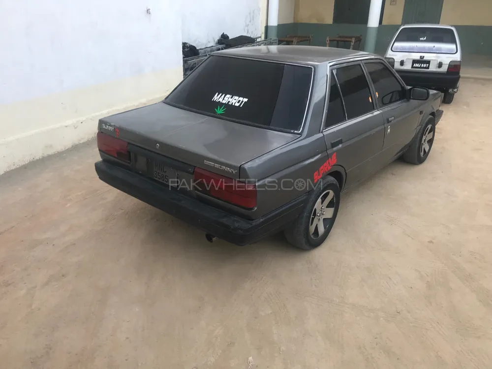 Nissan Sunny 1988 for Sale in Swabi Image-1