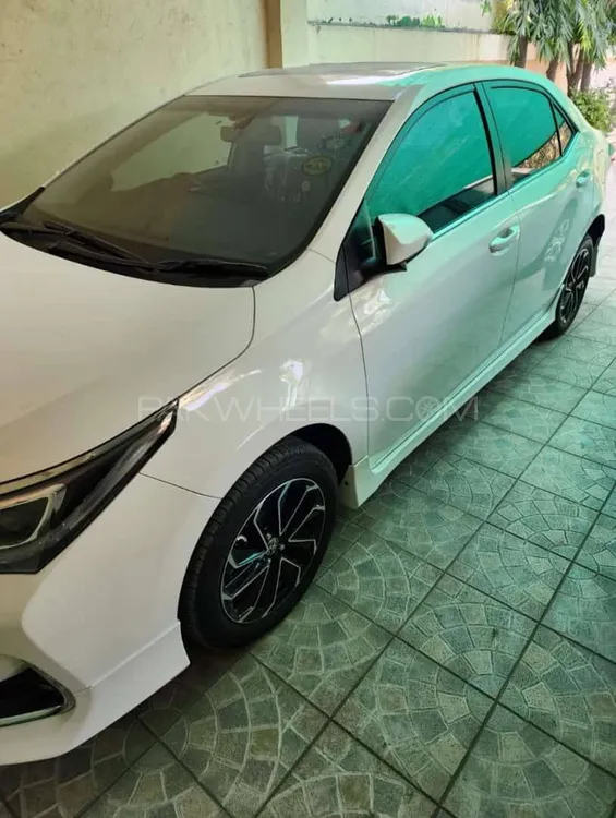 Toyota Corolla Axio 2023 for Sale in Lahore Image-1