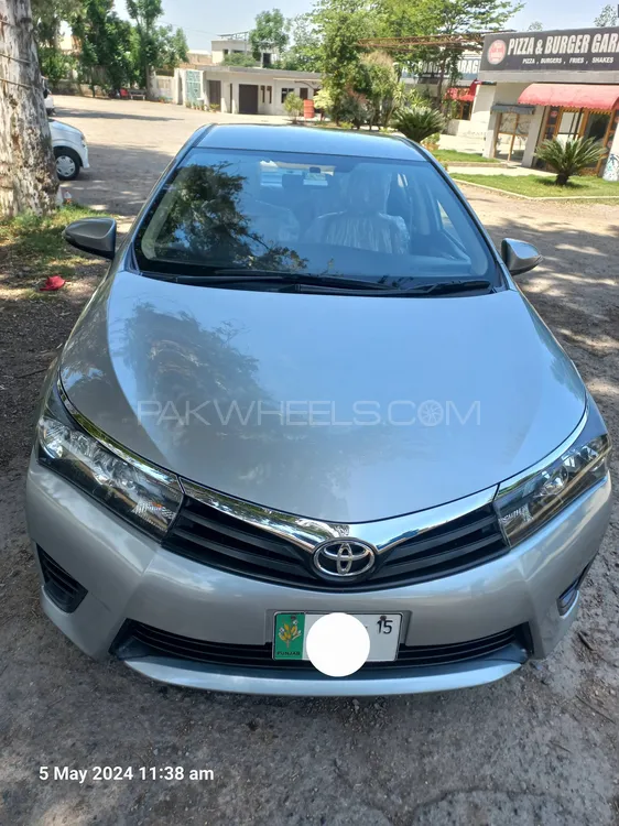 Toyota Corolla 2015 for Sale in Nowshera cantt Image-1