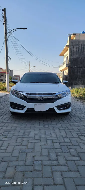 Honda Civic 2017 for Sale in Sambrial Image-1