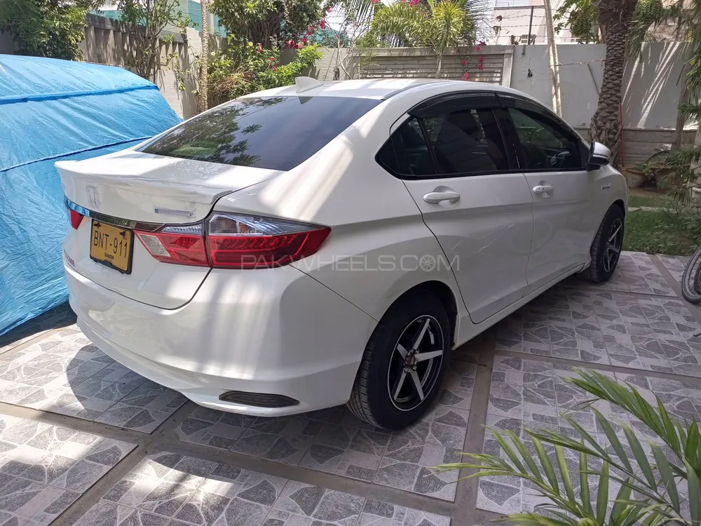 Honda Grace Hybrid 2014 for sale in Karachi