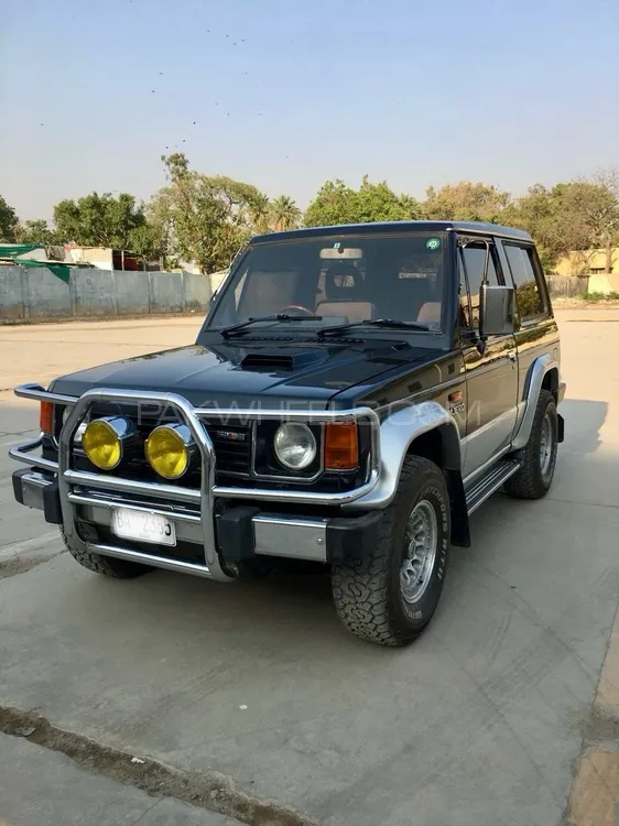 Mitsubishi Pajero 1989 for Sale in Karachi Image-1